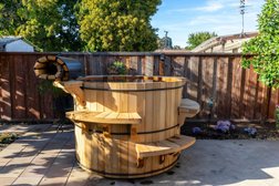 Roberts Hot Tubs Inc in Richmond