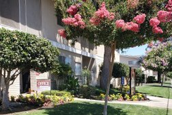 Sunset Gardens Apartments in Fresno
