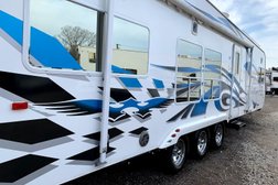 crystal clear rv & boat detail Photo