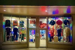 NYC Clothing & Footwear in Rochester