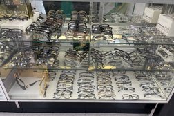 Eyeglass Shop Photo