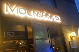 Moonshine 152 in Boston