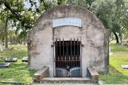 Oakwood Cemetery in Austin
