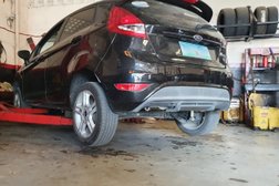 Car Battery Jump Start & Replacement Service Photo