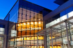 Edward Jones - Financial Advisor: Cindi John in Honolulu