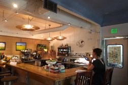VEG Cafe & Bar Photo