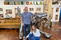 Brad Oldham Sculpture in Dallas