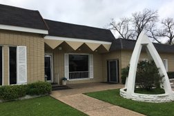 Mission Funeral Home Photo