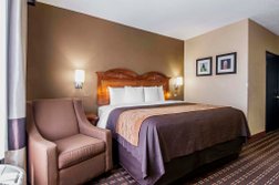 Quality Inn & Suites I-35 E/Walnut Hill in Dallas