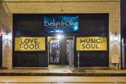 Evelyn & Olive in Memphis